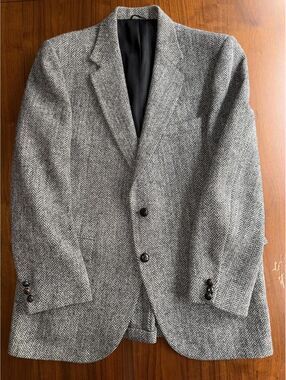 Stafford Harris Tweed Gray Herringbone Wool Sport Coat - Size 40
